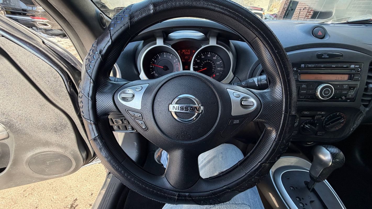 Used 2011 Nissan Juke S AWD/4WD image 11