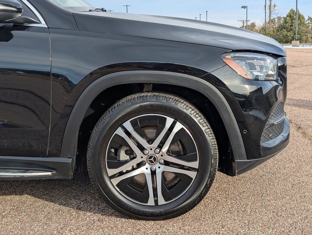 Used 2022 Mercedes-Benz GLS 450 4MATIC image 9