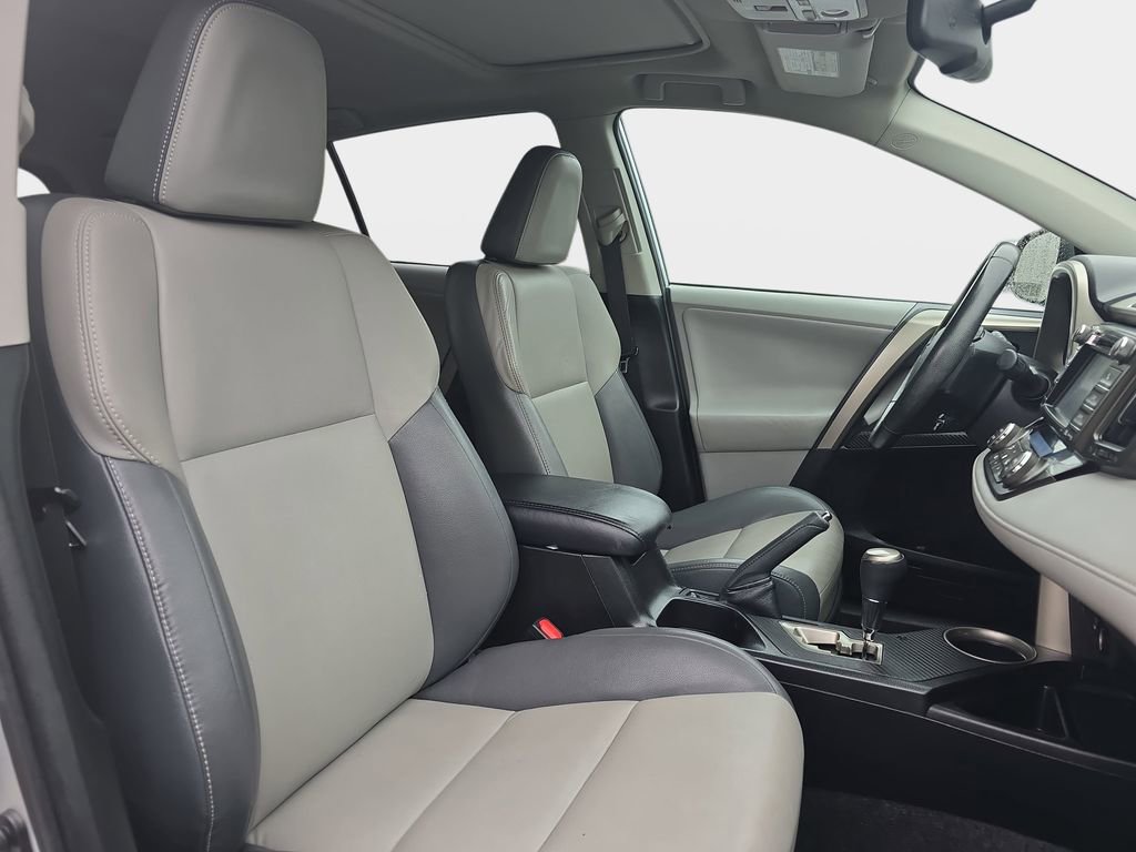 Used 2013 Toyota RAV4 Limited image 12