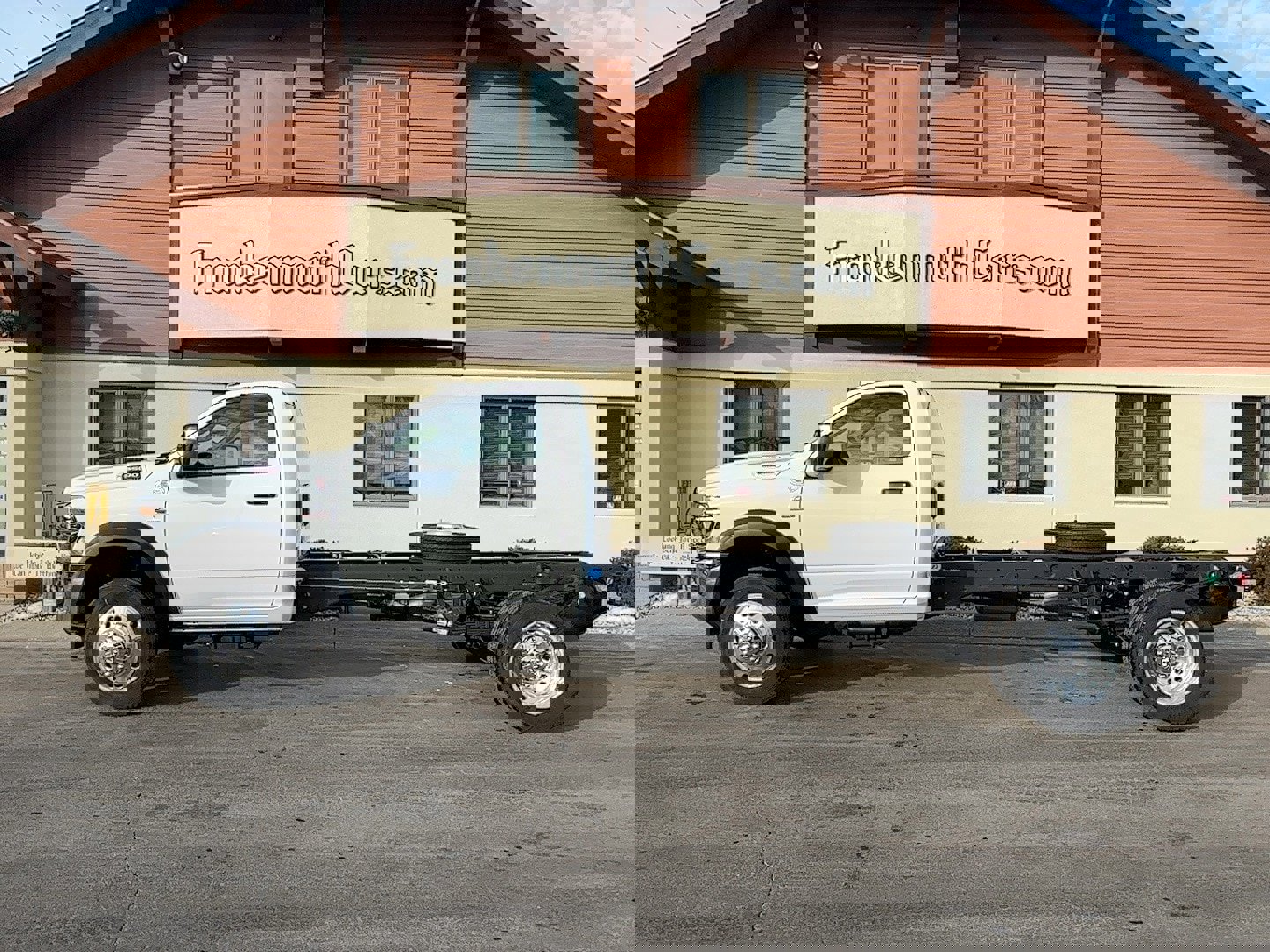 New 2026 RAM 5500 Tradesman w/ Chrome Appearance Group image 1