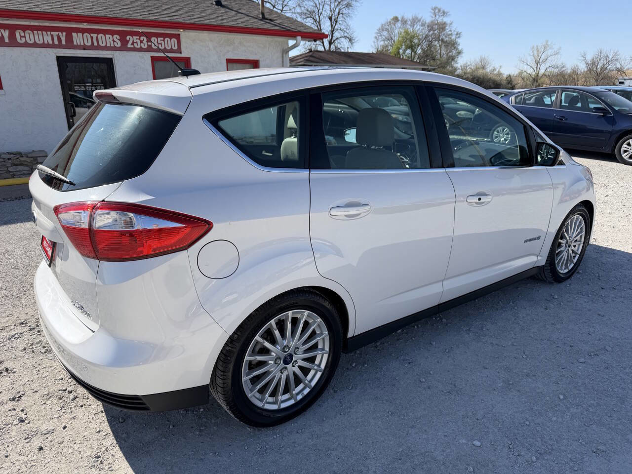 Used 2013 Ford C-MAX SEL FWD image 3