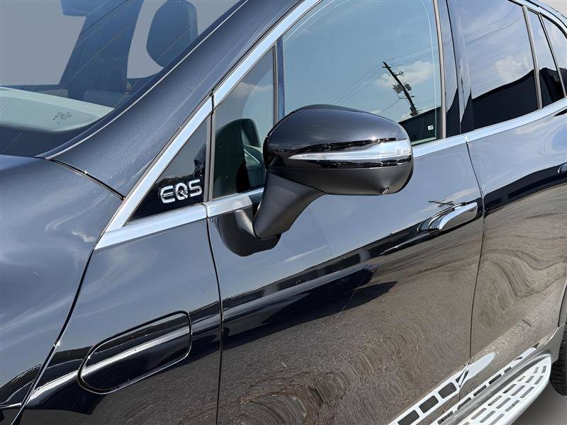 Used 2023 Mercedes-Benz EQS 450+ SUV image 6