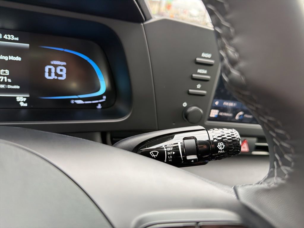 New 2026 Hyundai Elantra Sport image 30