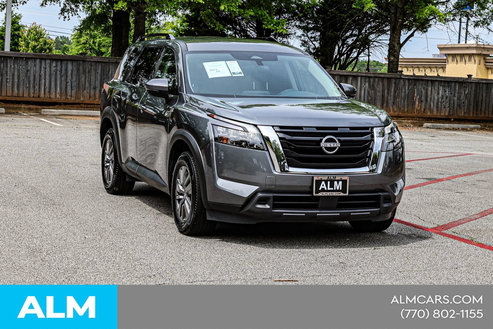 Used 2025 Nissan Pathfinder SV AWD/4WD image 6