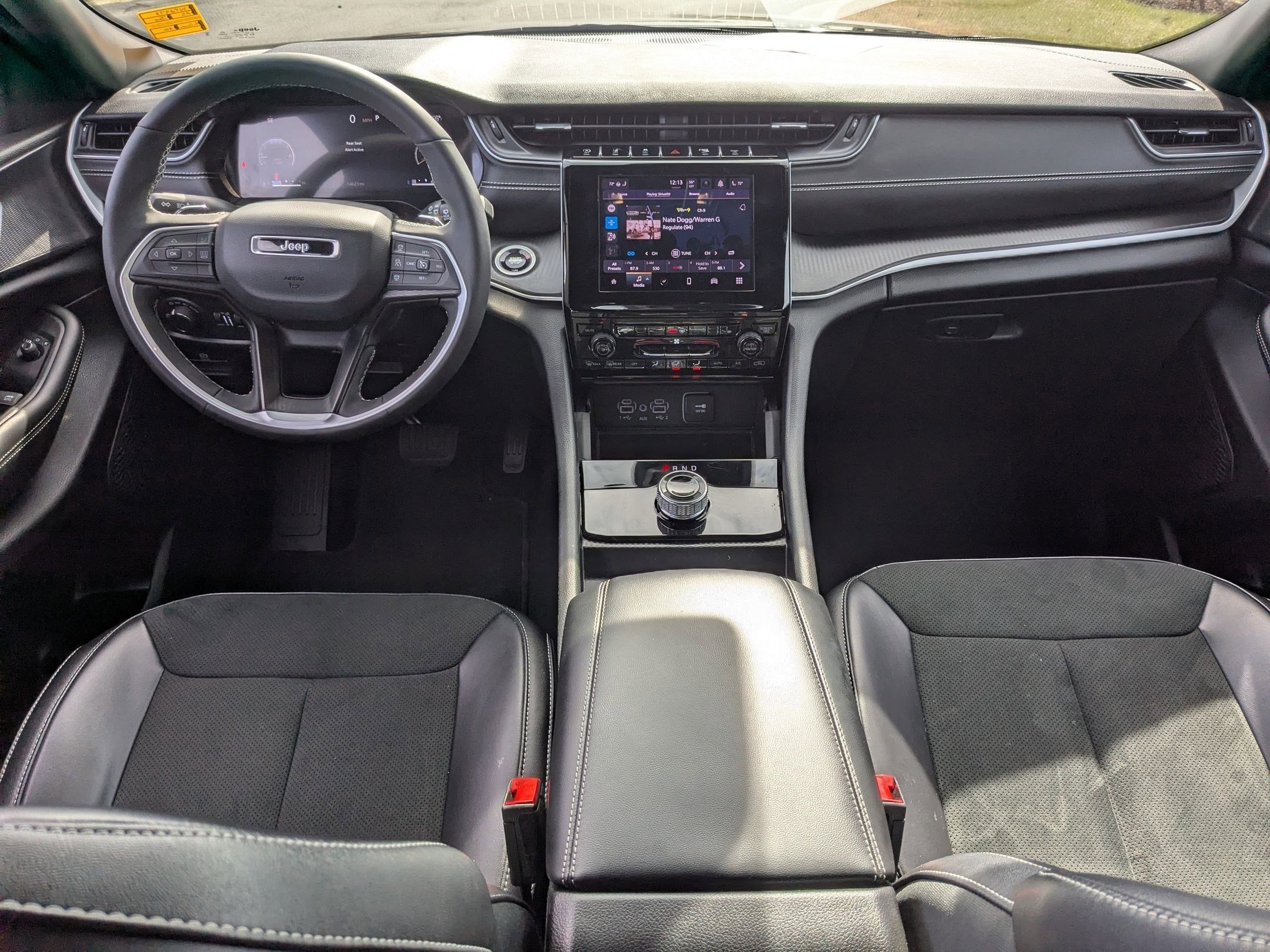 Certified 2025 Jeep Grand Cherokee L Laredo image 26