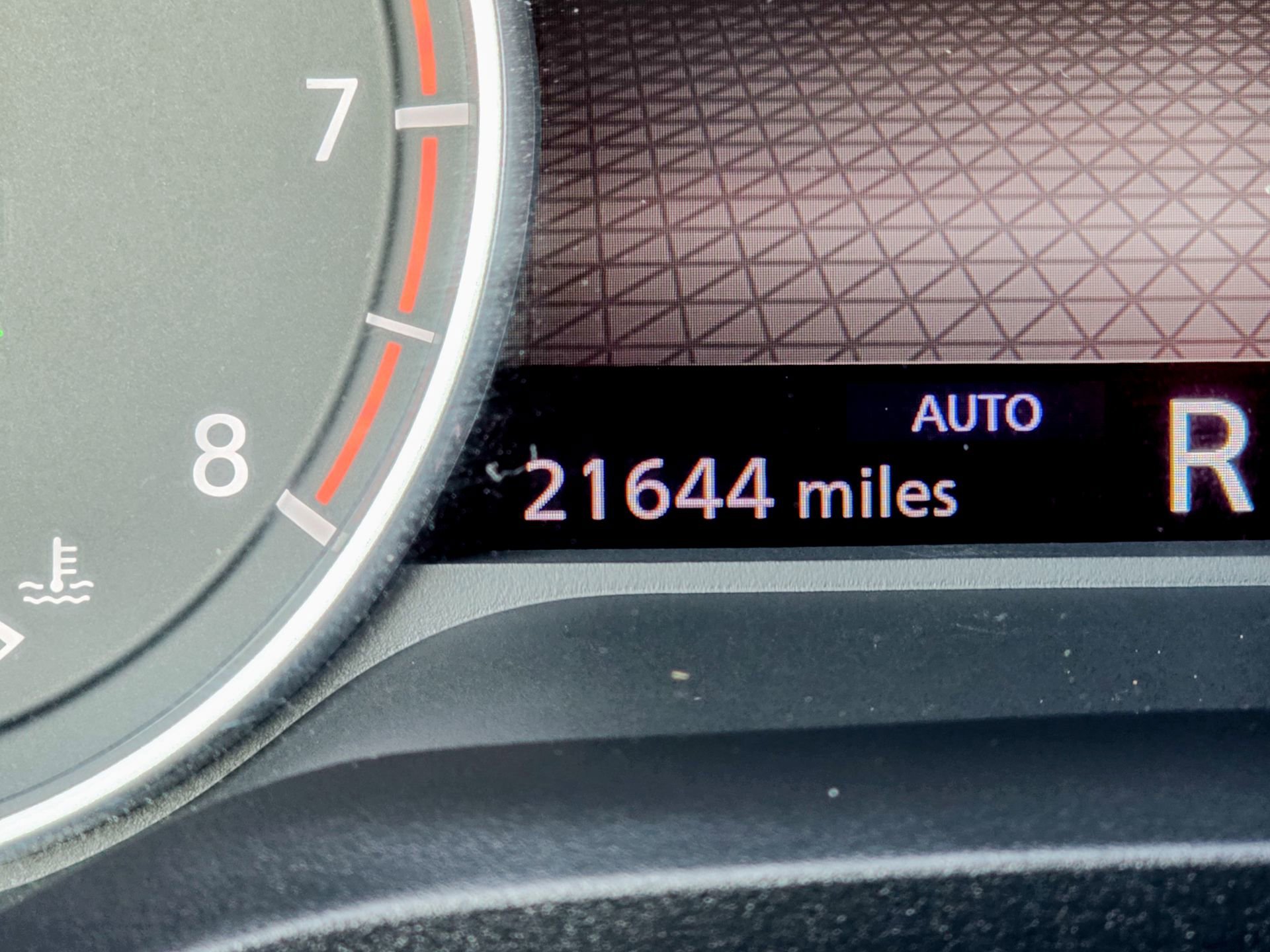 Used 2024 Nissan Rogue SV image 48