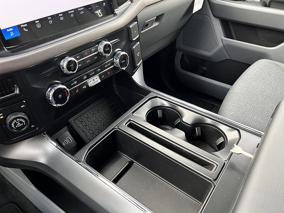 New 2025 Ford F150 XLT w/ Equipment Group 302A MID image 19