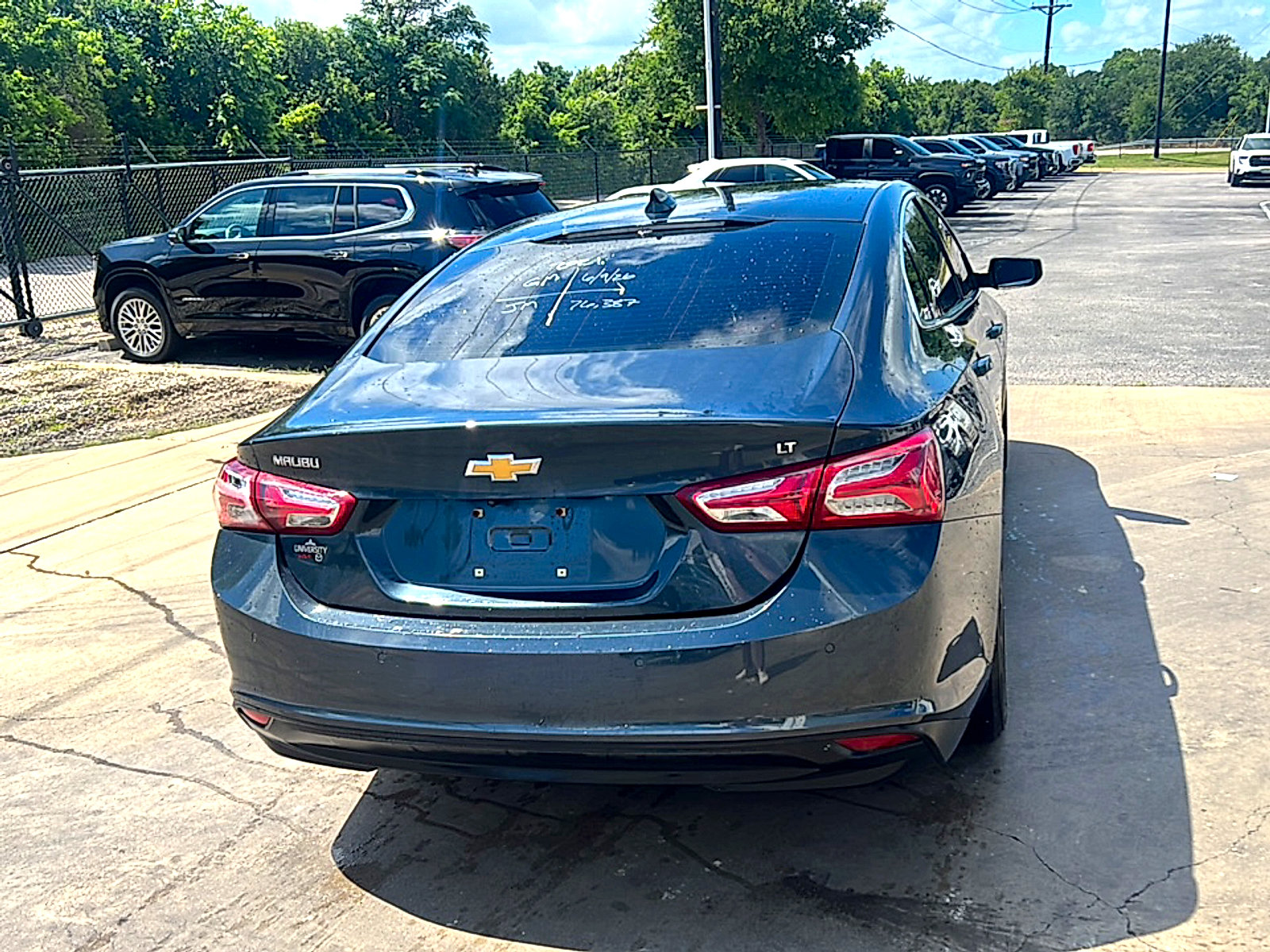 Used 2021 Chevrolet Malibu LT FWD image 5