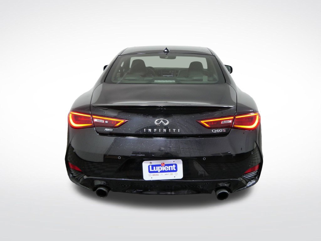 Used 2022 INFINITI Q60 Red Sport 400 AWD/4WD image 4