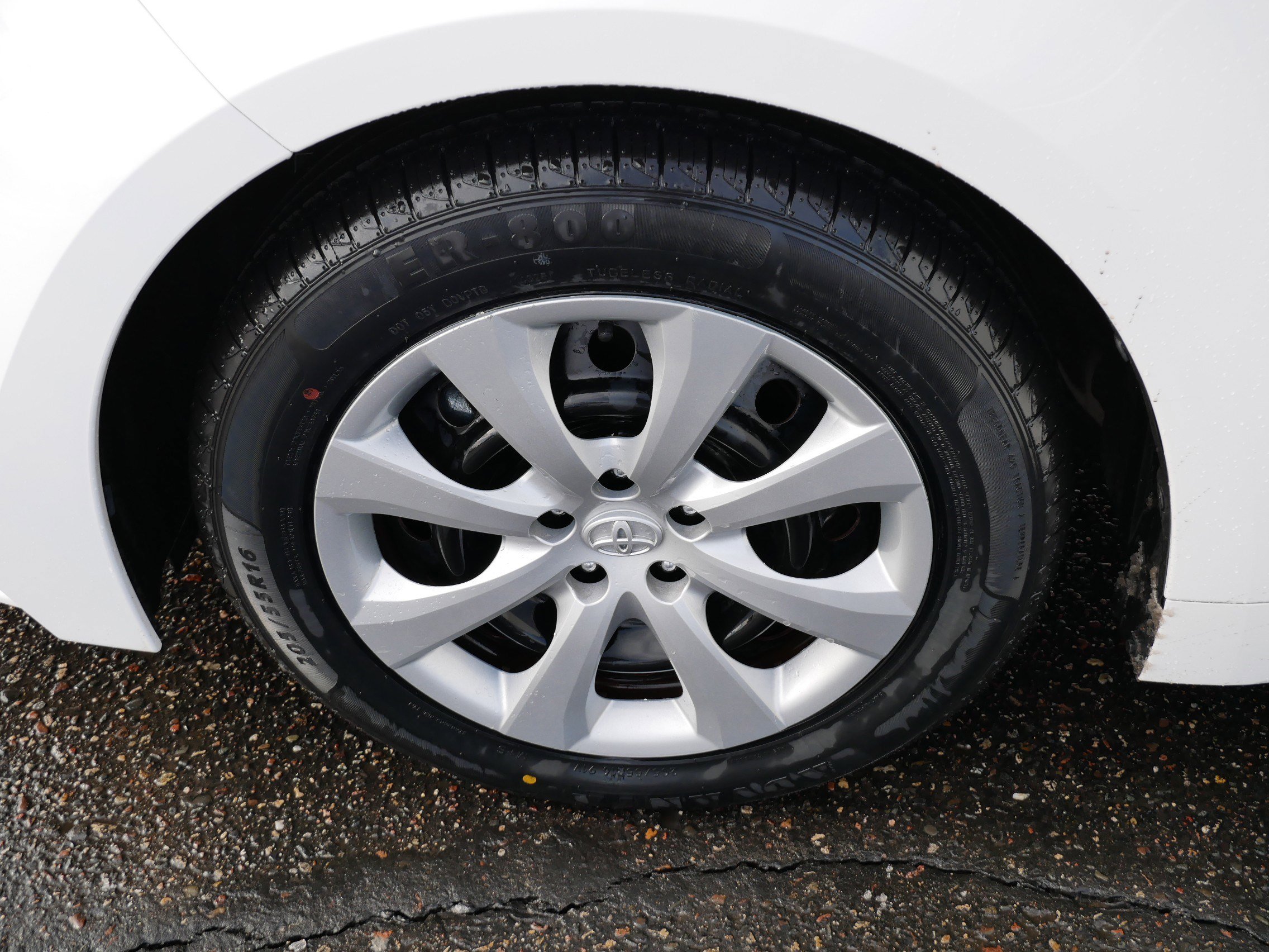 Certified 2022 Toyota Corolla LE image 15