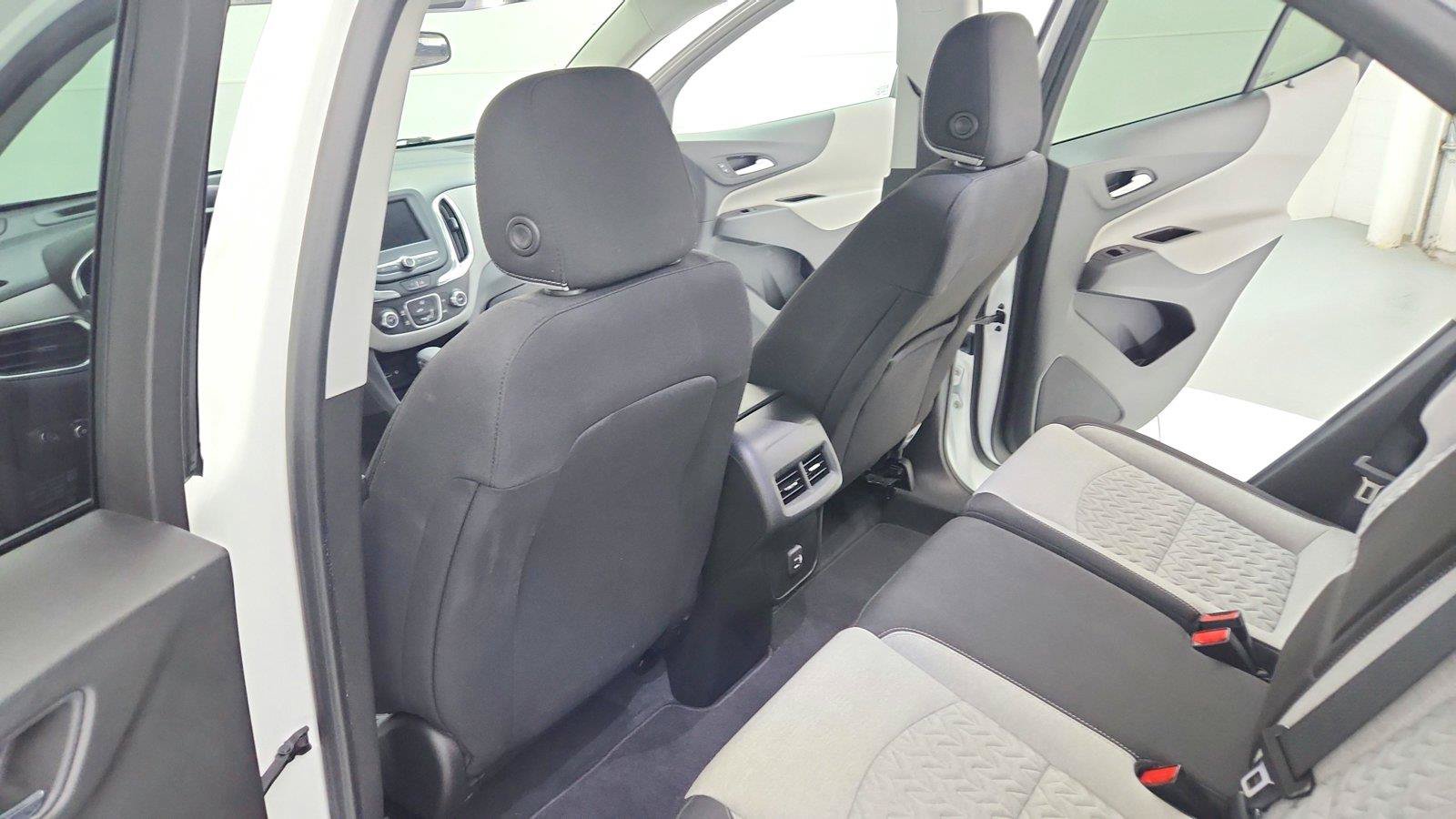 Used 2022 Chevrolet Equinox LT FWD image 19
