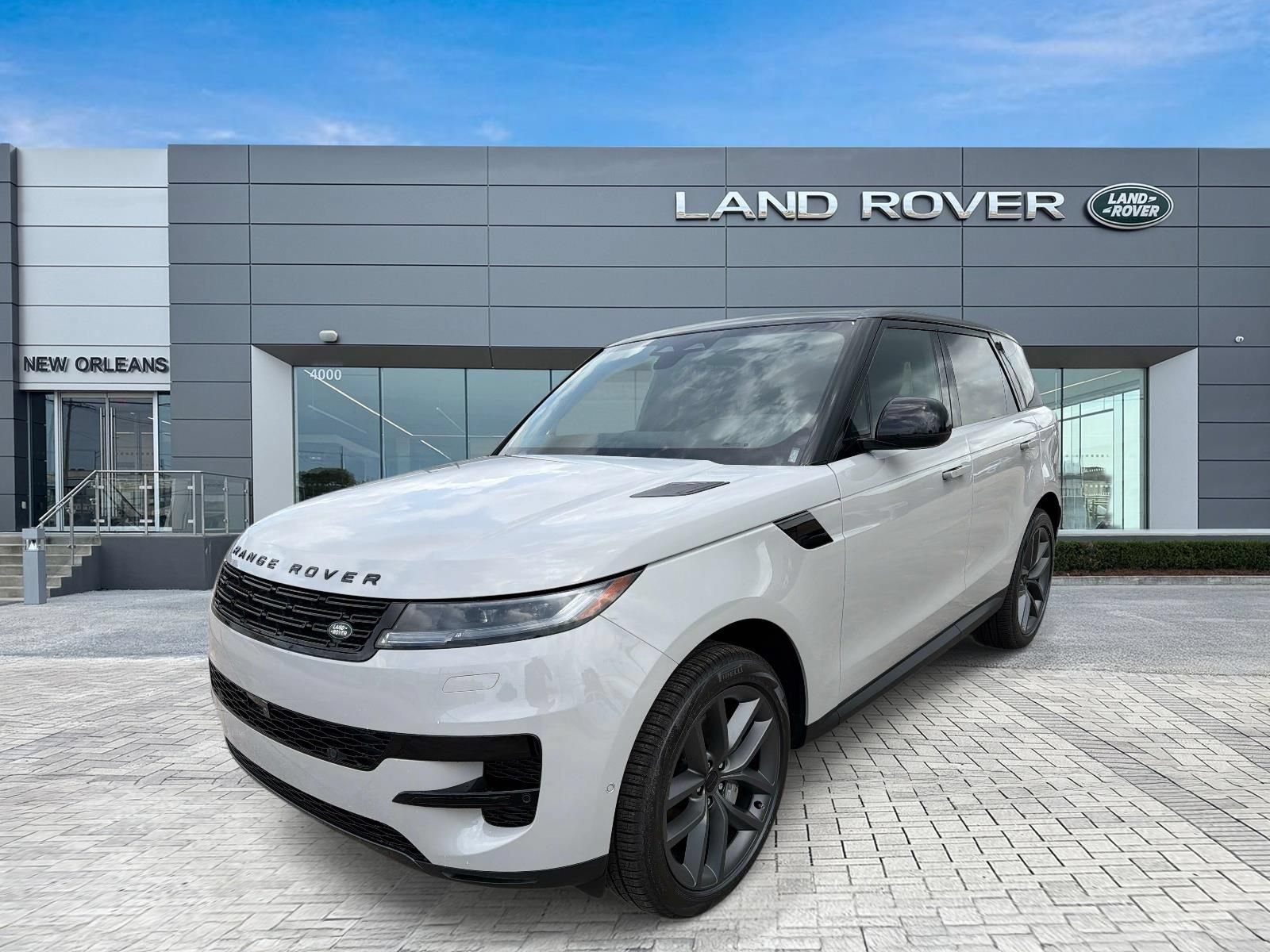 New 2026 Land Rover Range Rover Sport SE AWD/4WD image 1