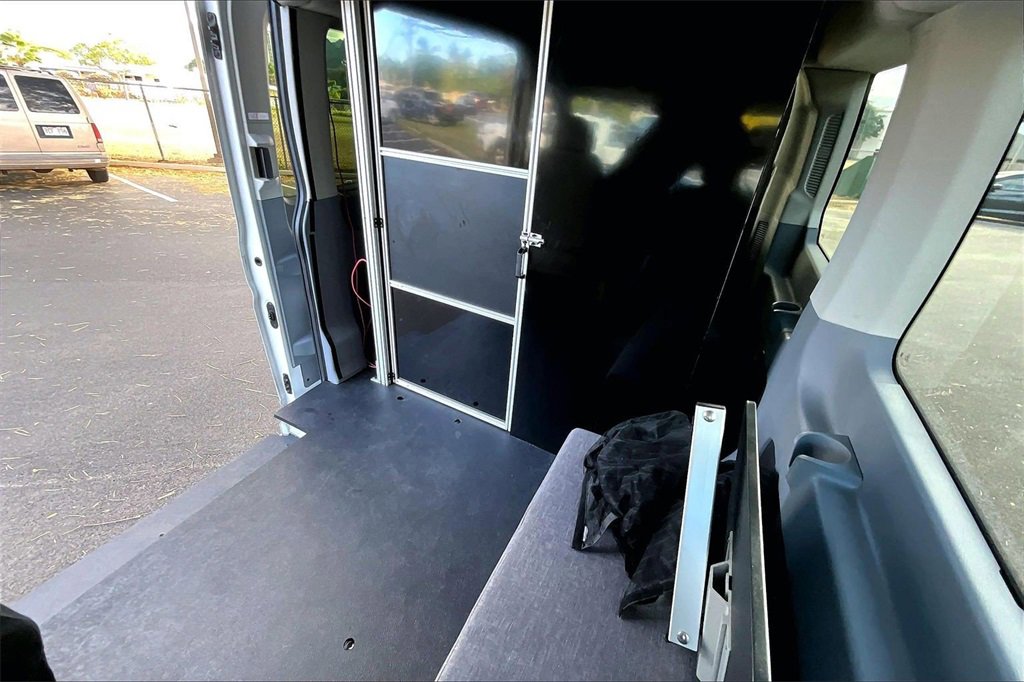 Used 2016 Ford Transit 150 XLT image 27