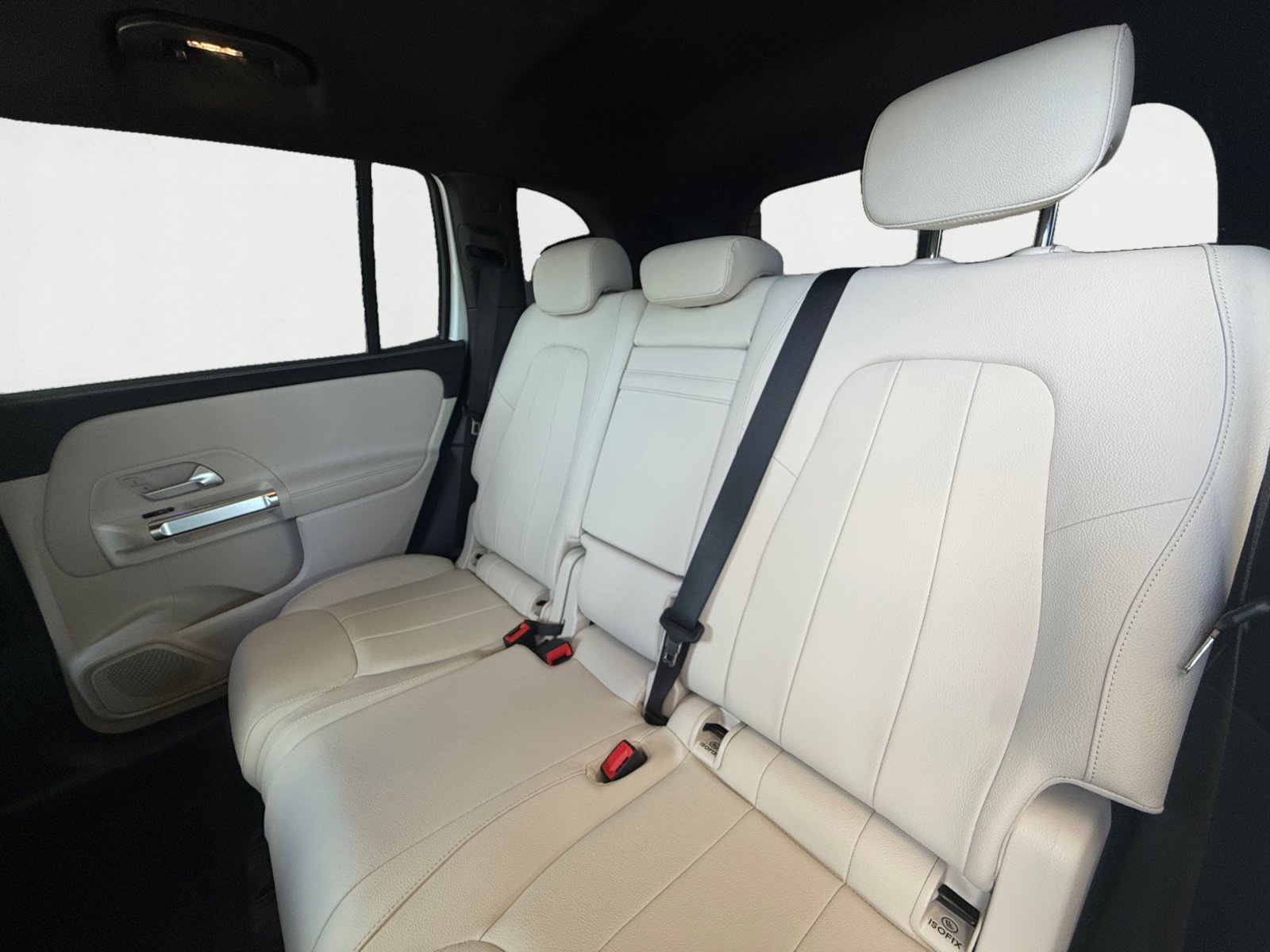 Certified 2025 Mercedes-Benz GLB 250 image 13