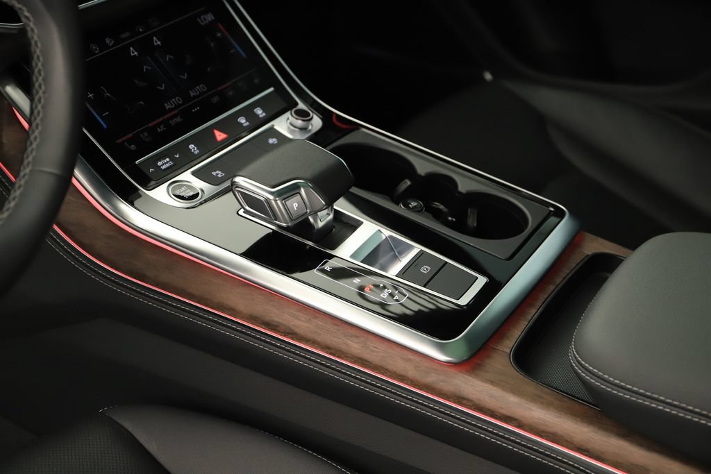 Certified 2023 Audi Q8 Premium Plus AWD/4WD image 17