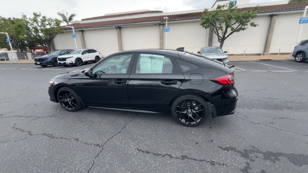 Used 2023 Honda Civic Sport image 6