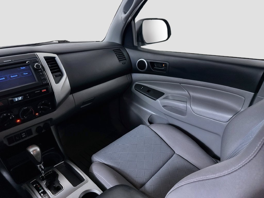 Used 2013 Toyota Tacoma 4x4 Double Cab w/ TRD Off-Road Pkg image 22