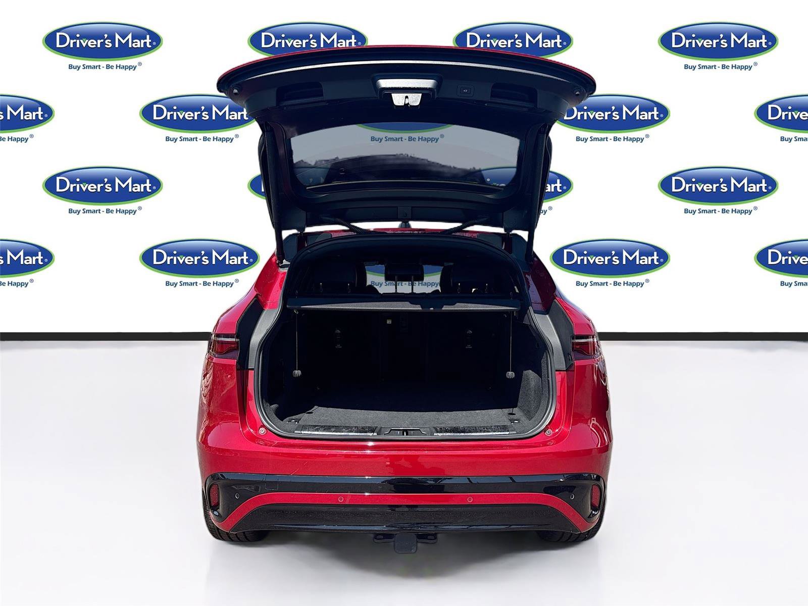 Used 2024 Jaguar F-PACE R-Dynamic S image 30