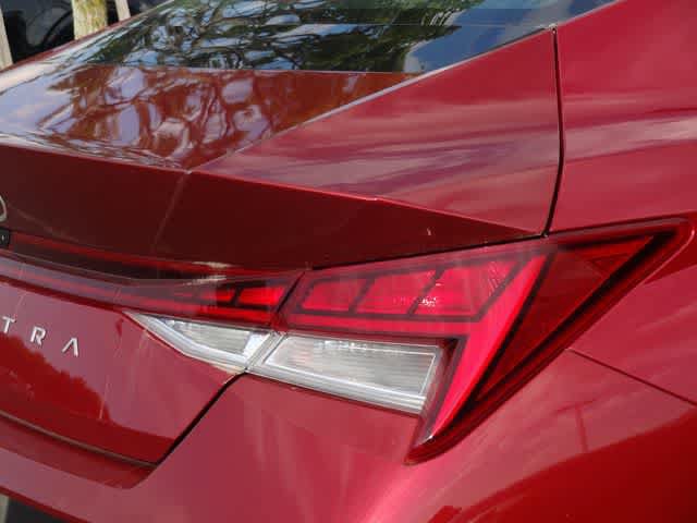 Used 2024 Hyundai Elantra SEL w/ Convenience Package FWD image 22