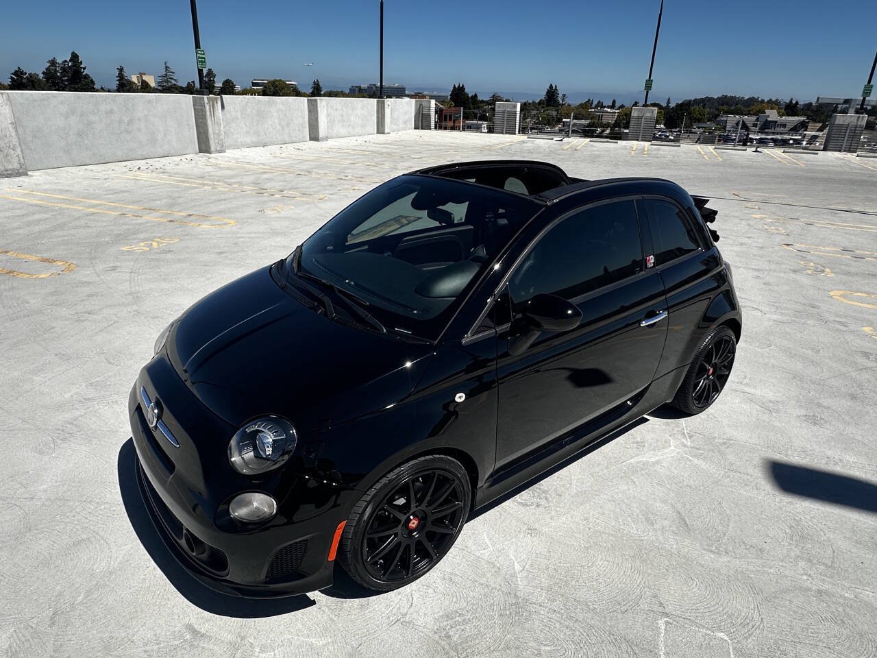 Used 2014 FIAT 500 GQ Edition w/ Comfort/Convenience Group FWD image 12