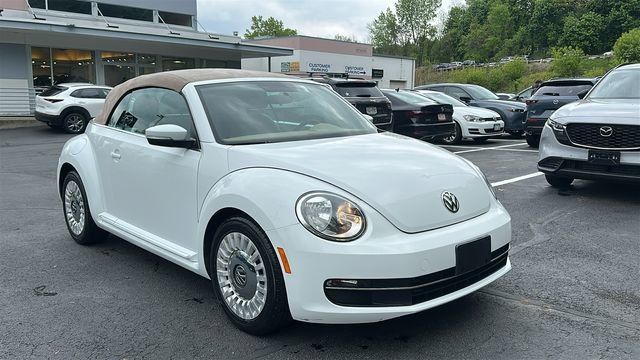 Used 2015 Volkswagen Beetle 1.8T FWD image 4