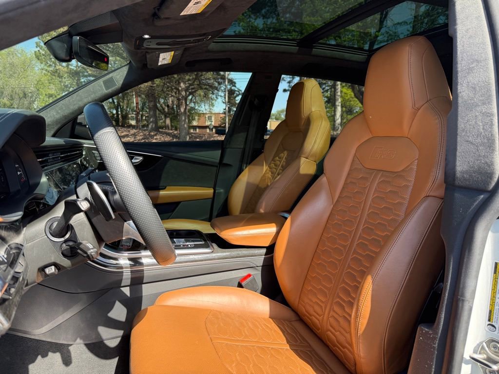 Used 2021 Audi RS Q8 w/ Carbon Optic Package AWD/4WD image 17