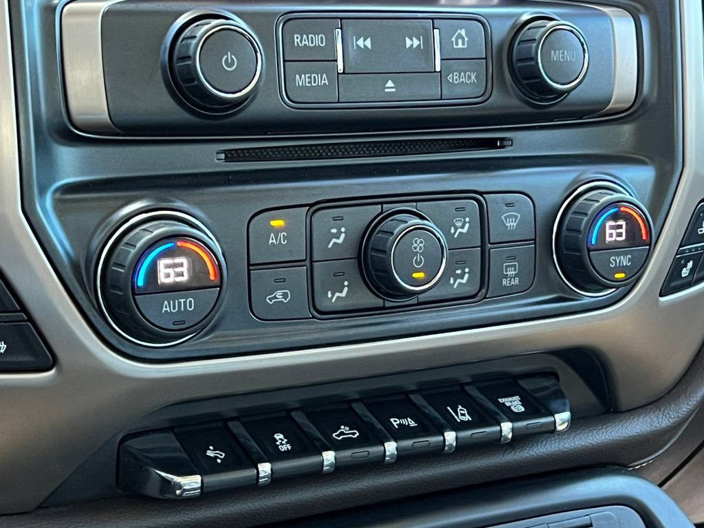 Used 2019 GMC Sierra 2500 Denali w/ Duramax Plus Package AWD/4WD image 36
