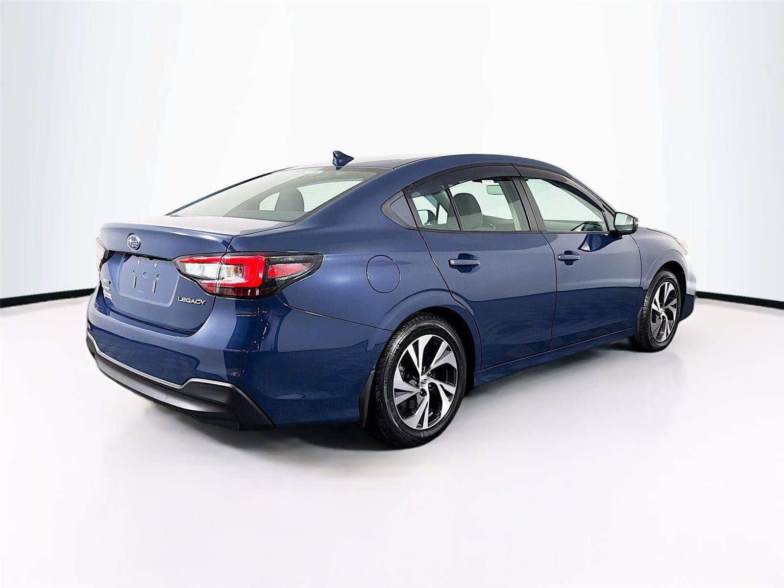 Used 2023 Subaru Legacy Premium w/ Popular Package #1 AWD/4WD image 11