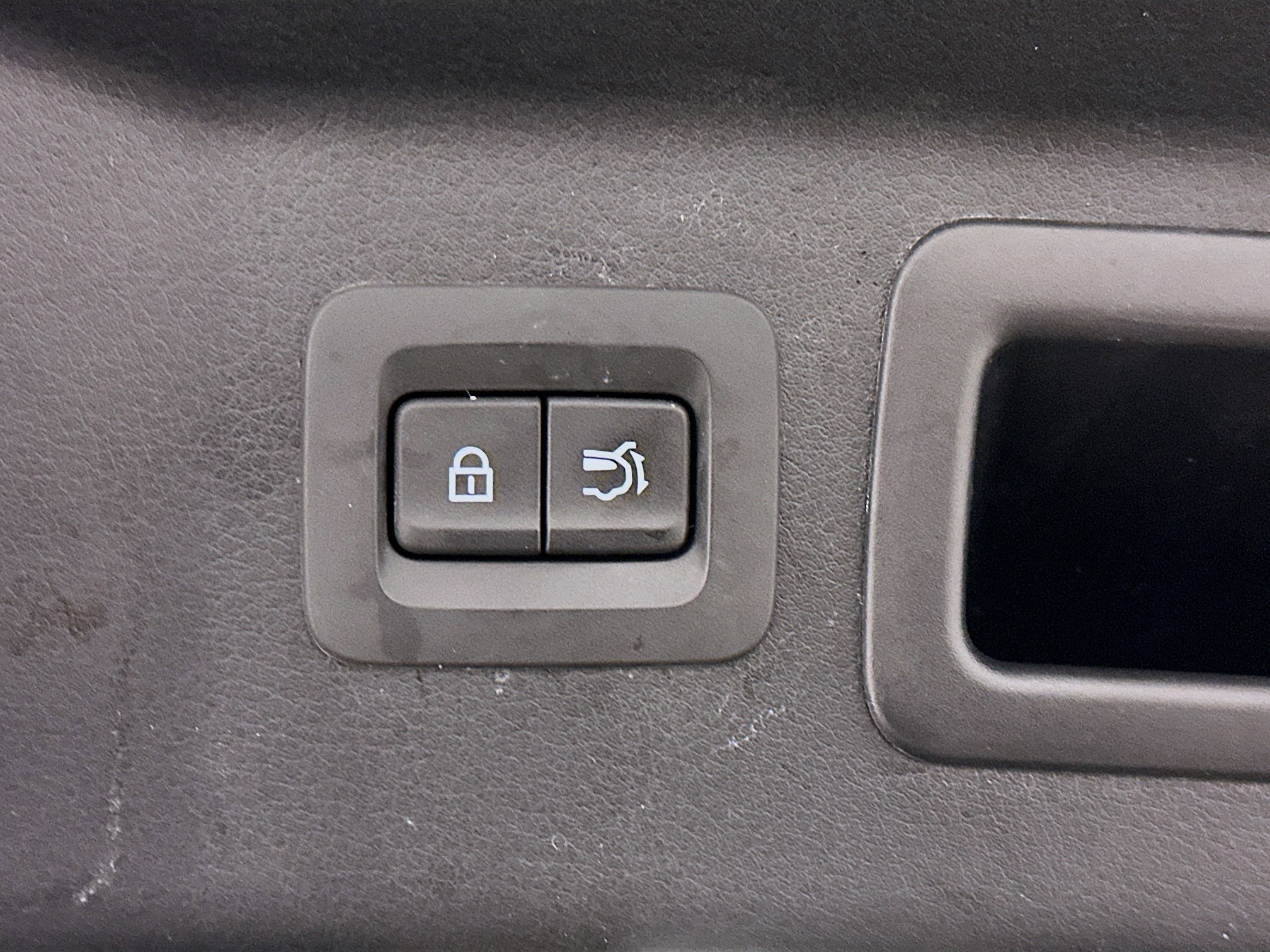 Used 2024 MAZDA CX-90 Plug-In Hybrid w/ Preferred image 33