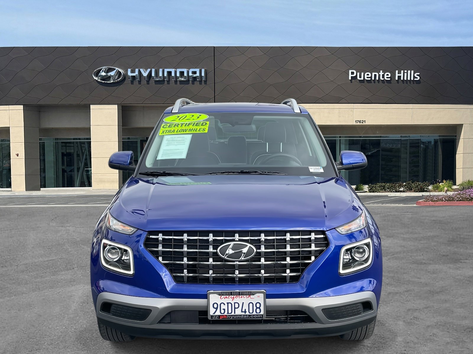 Certified 2023 Hyundai Venue Limited image 2