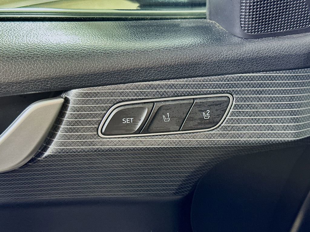 Used 2024 Hyundai Palisade Limited image 22