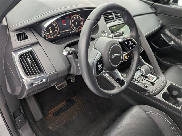 Certified 2024 Jaguar E-PACE R-Dynamic SE image 7