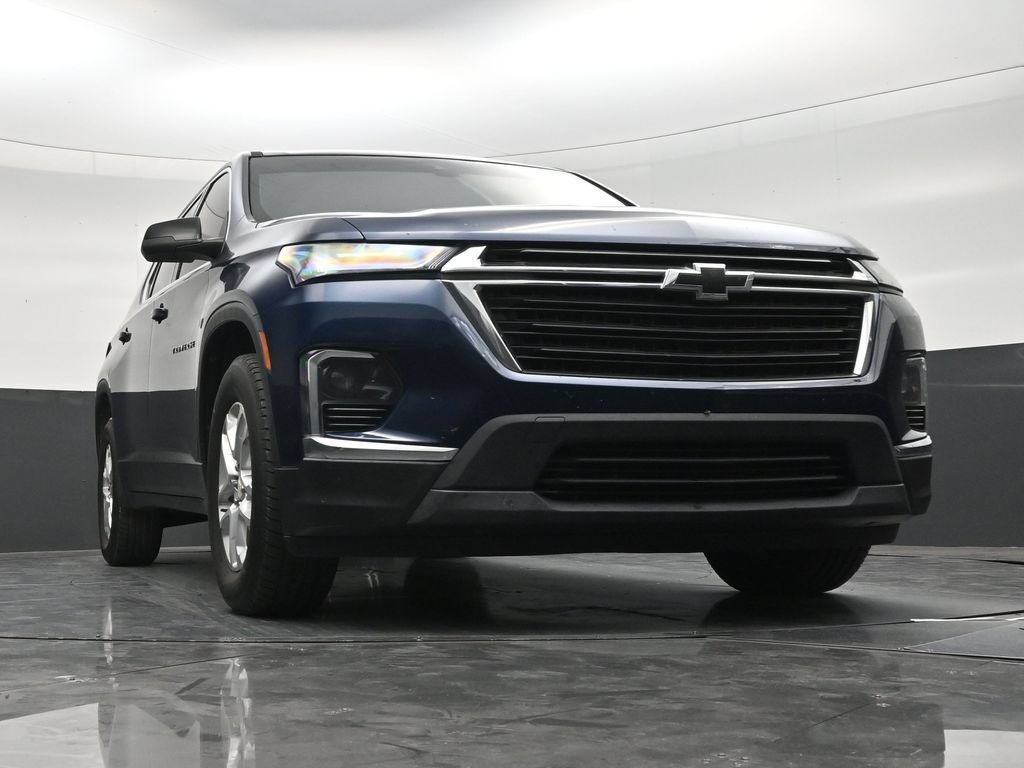 Used 2022 Chevrolet Traverse LS FWD image 26