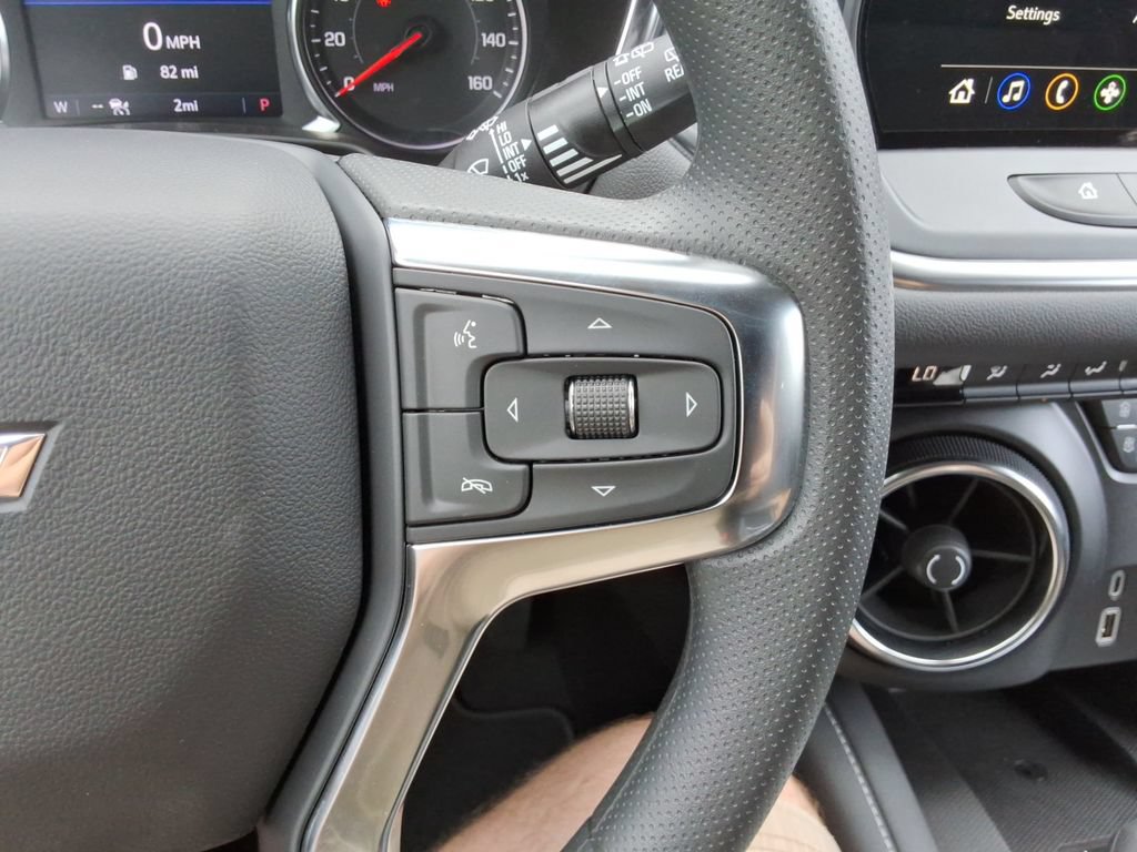 New 2026 Chevrolet Blazer LT w/ Convenience Package FWD image 25
