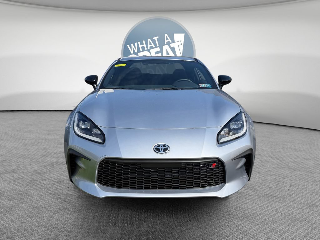 New 2026 Toyota GR86 w/ ALL Weather Mat Package (TMS) RWD image 8