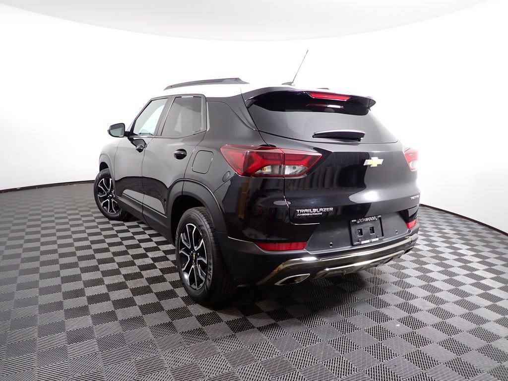 Used 2021 Chevrolet TrailBlazer ACTIV w/ Sun and Liftgate Package image 14