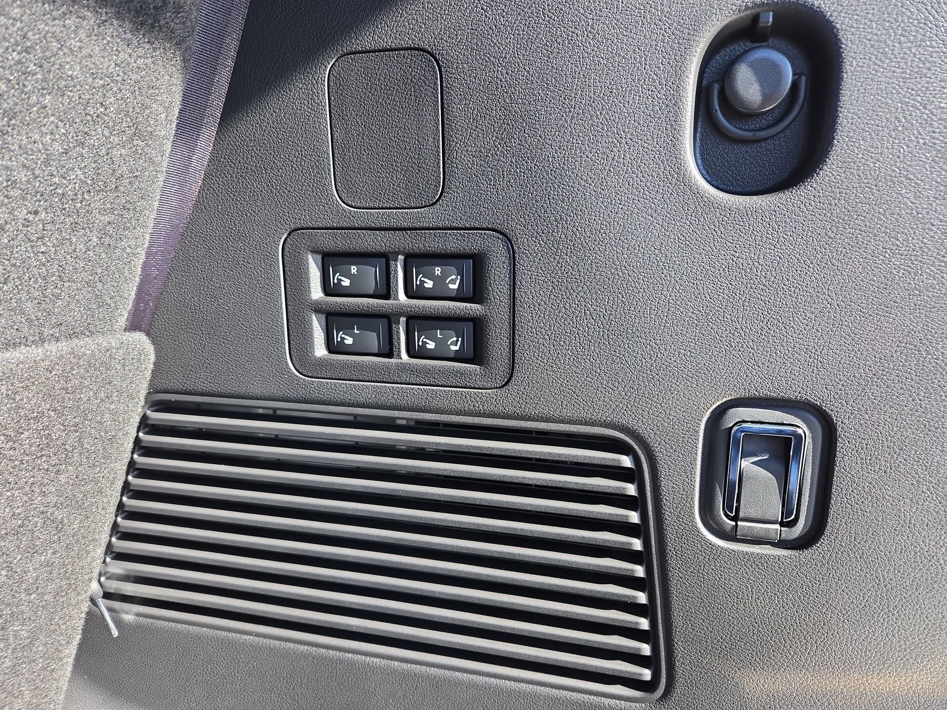 New 2026 Nissan Armada Platinum image 43