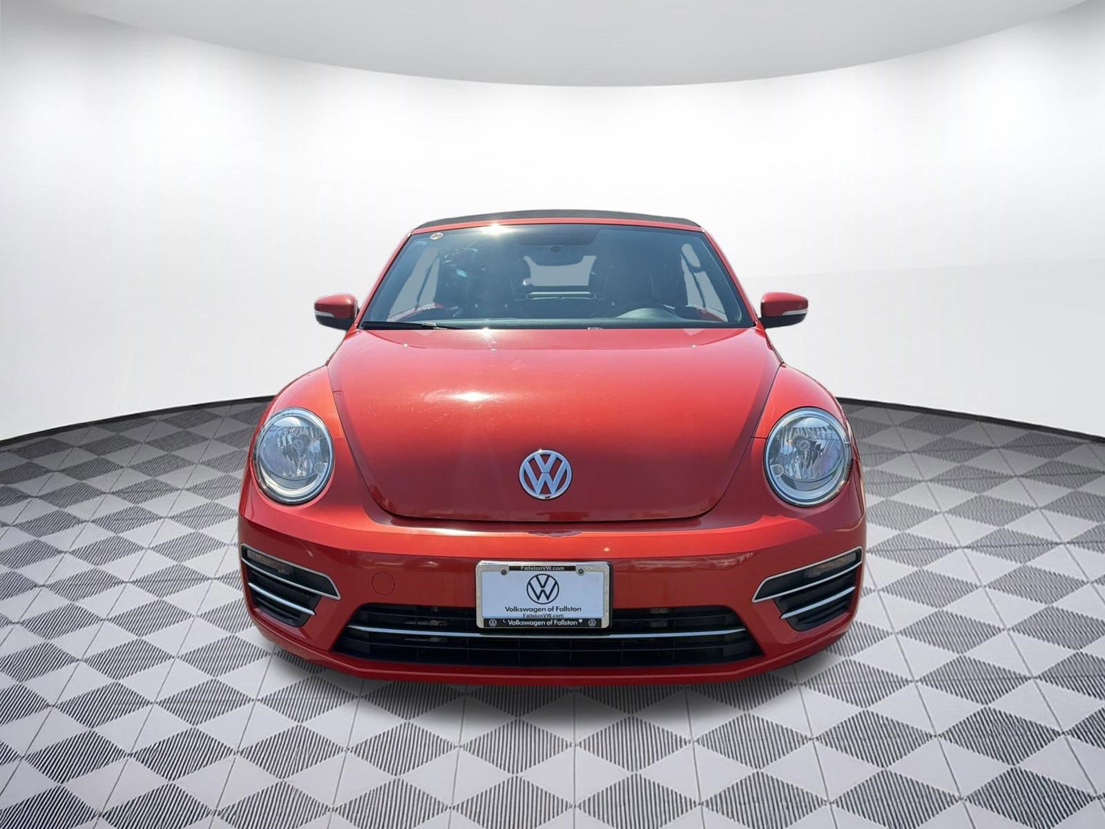Used 2019 Volkswagen Beetle SE image 6
