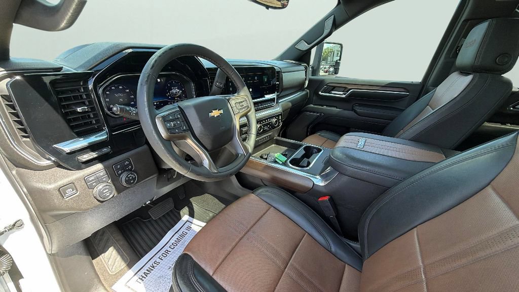 Certified 2024 Chevrolet Silverado 3500 High Country w/ High Country Premium Package AWD/4WD image 18