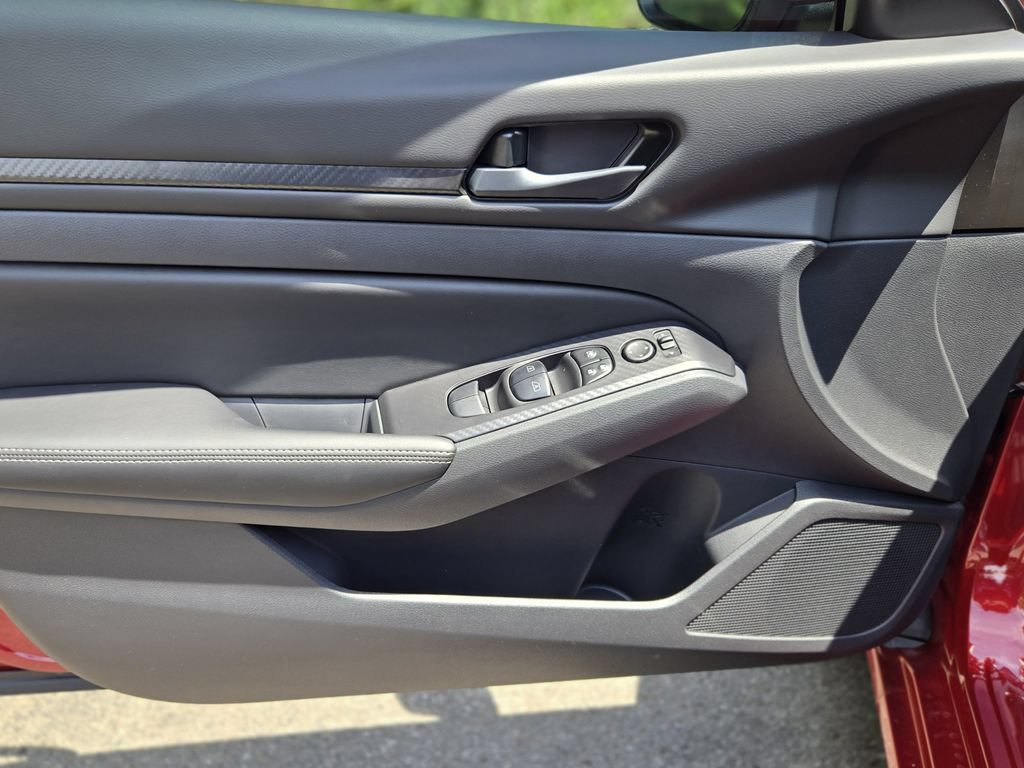 New 2026 Nissan Altima 2.5 SV w/ SV Premium Package FWD image 18