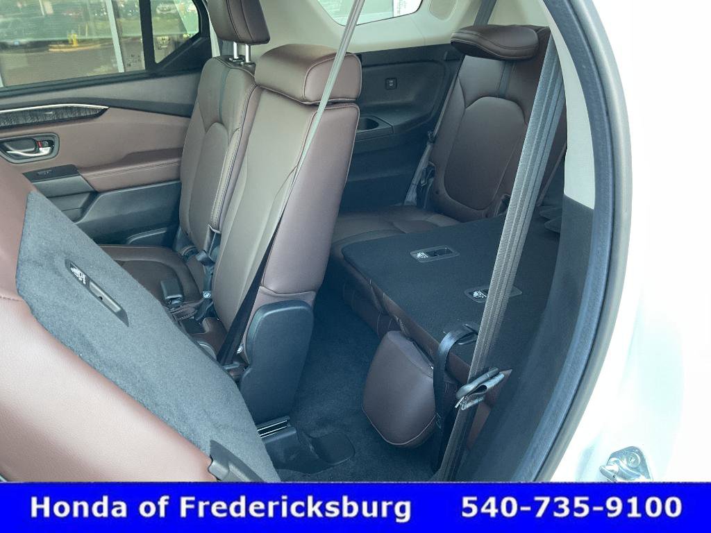 Certified 2025 Honda Pilot Elite image 31