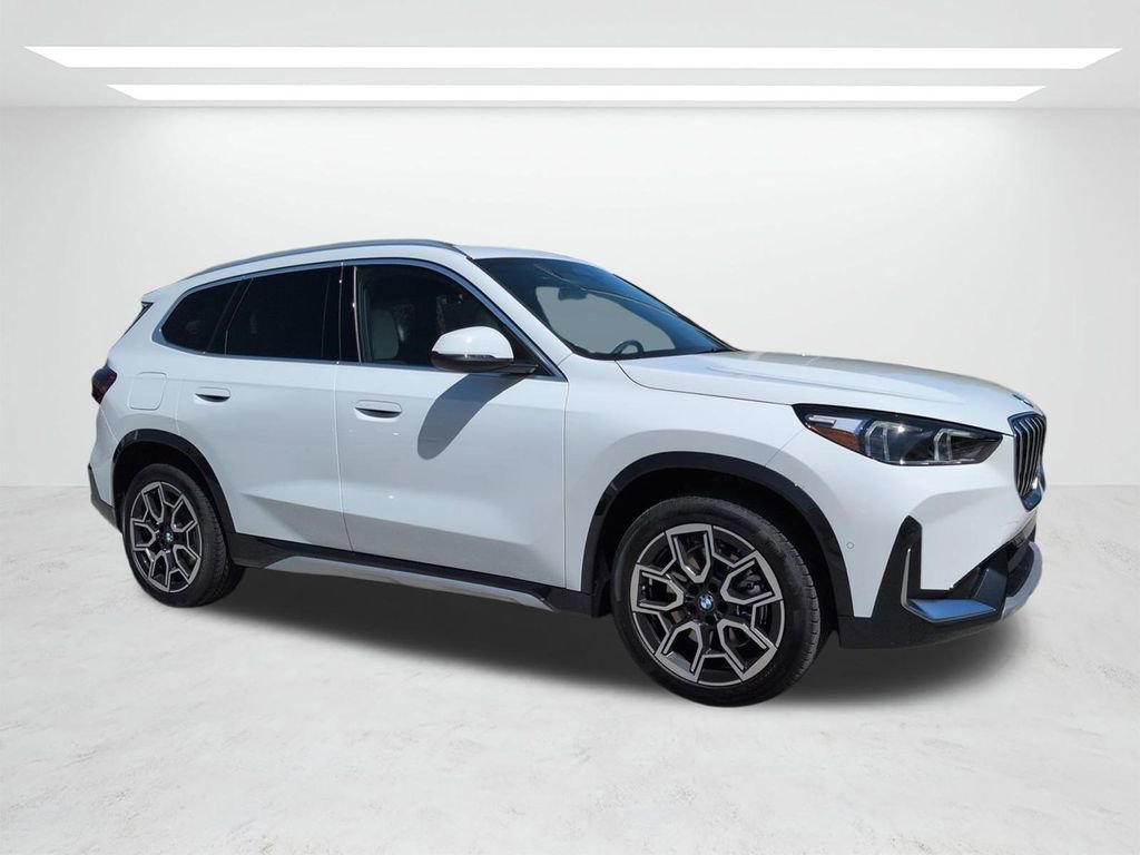 New 2026 BMW X1 xDrive28i w/ Convenience Package AWD/4WD image 2