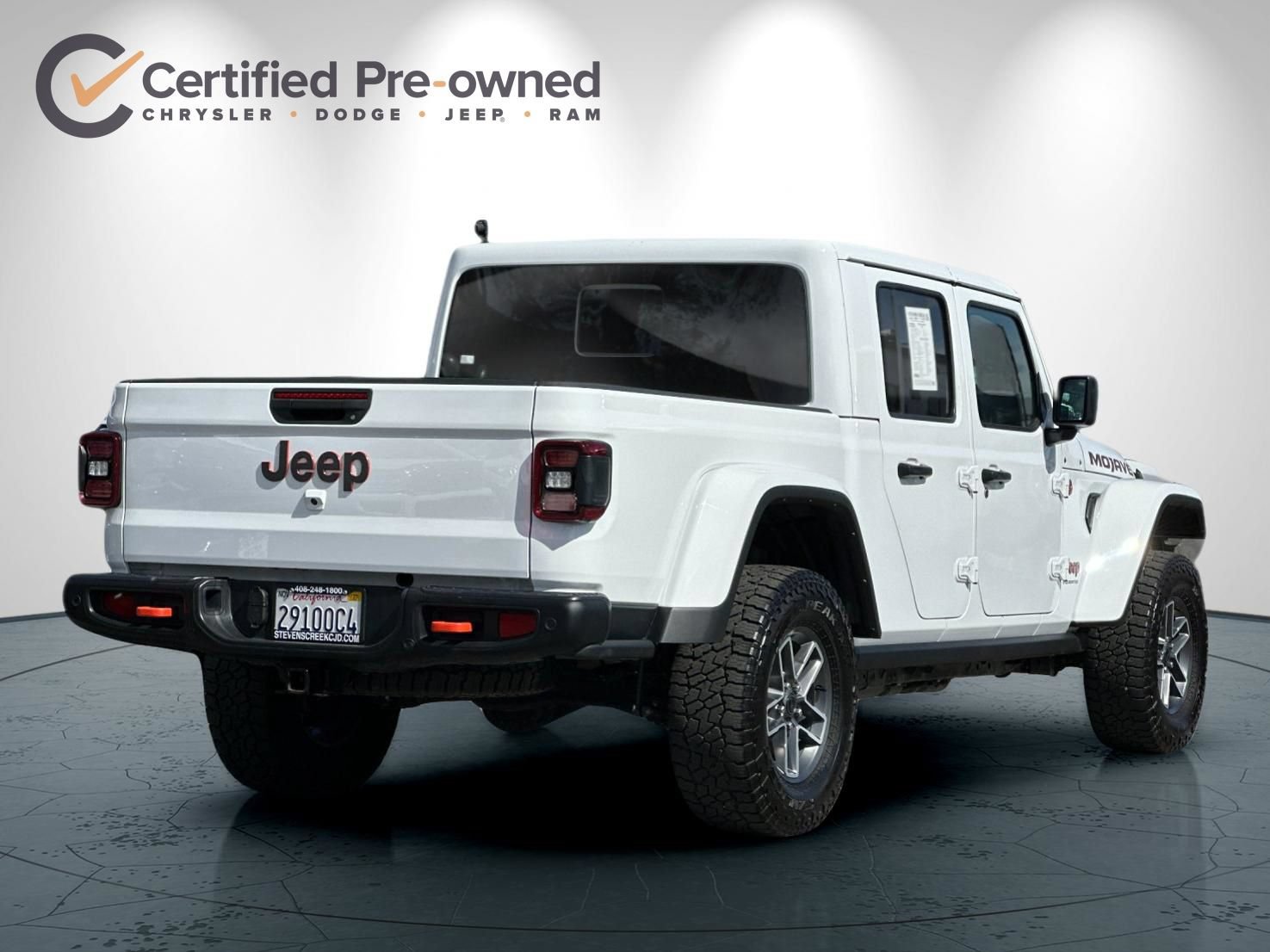 Used 2024 Jeep Gladiator Mojave AWD/4WD image 4