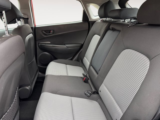 Used 2019 Hyundai Kona SE image 12