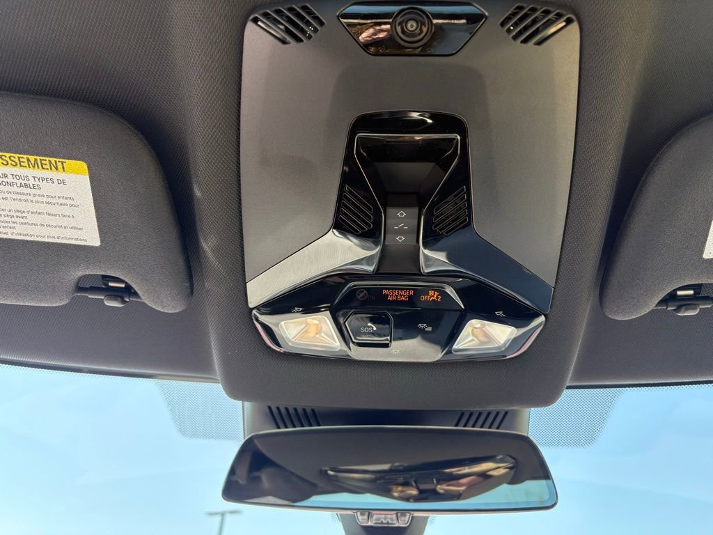 Used 2025 MINI Cooper 2-Door Hardtop FWD image 9