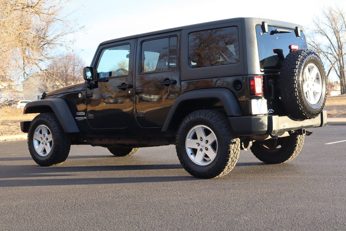 Used 2012 Jeep Wrangler Unlimited Sport image 7