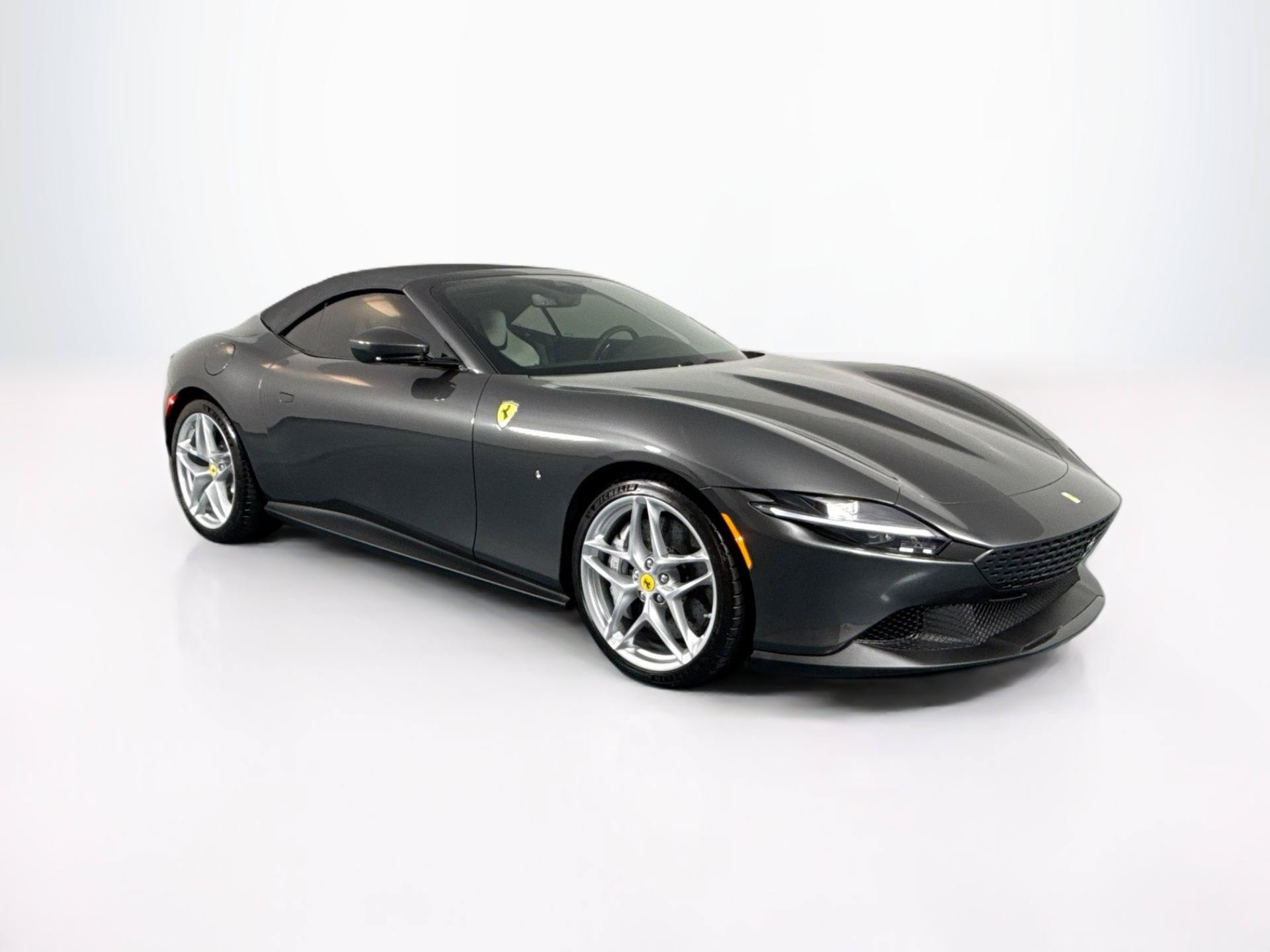 Used 2025 Ferrari Roma Spider RWD image 66