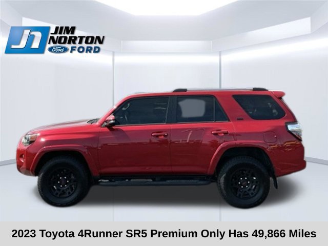 Used 2023 Toyota 4Runner SR5 Premium w/ Moonroof Package AWD/4WD image 8