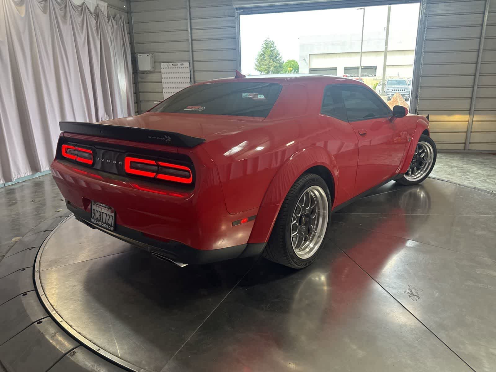 Used 2022 Dodge Challenger R/T Scat Pack RWD image 5