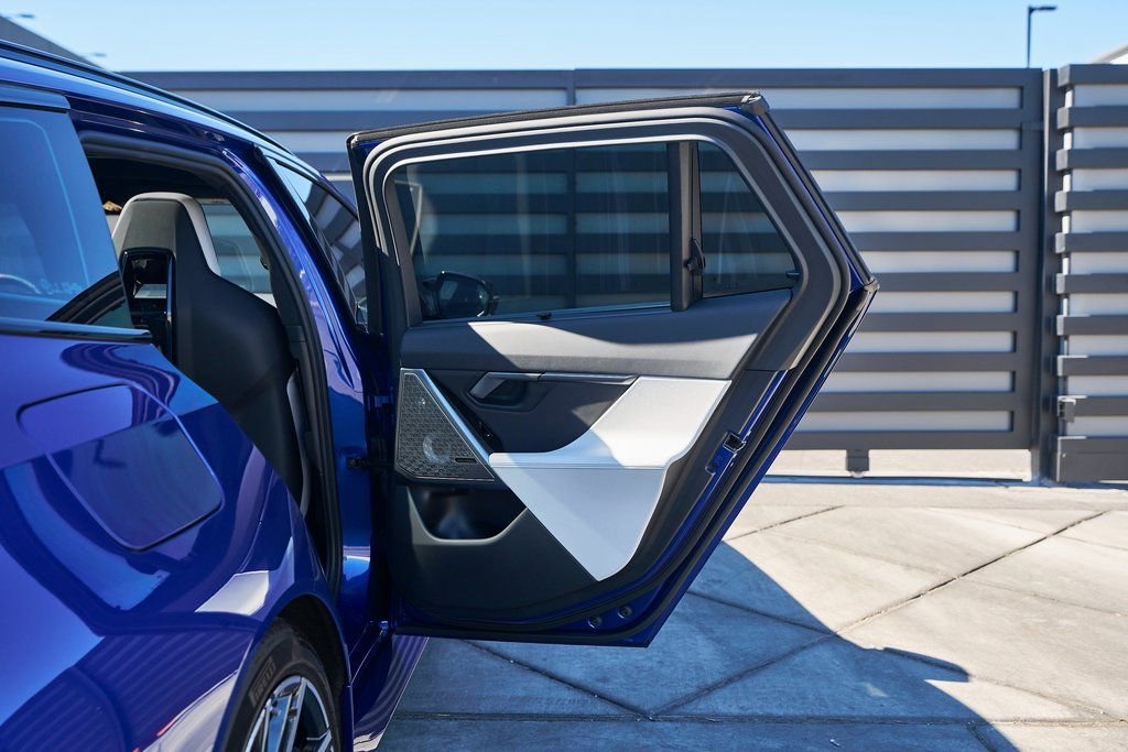 Used 2025 BMW M5 Touring AWD/4WD image 22